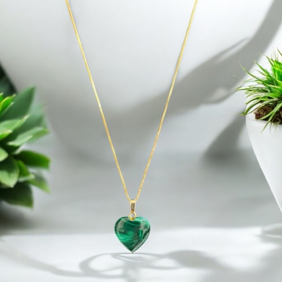 Malachite Heart Necklace - Picture 3 of 10